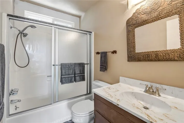 162 C Lane, Lake Arrowhead, California 92352