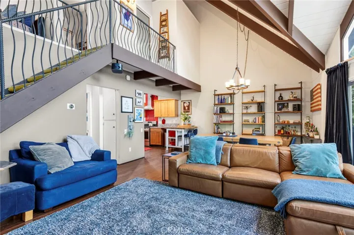162 C Lane, Lake Arrowhead, California 92352
