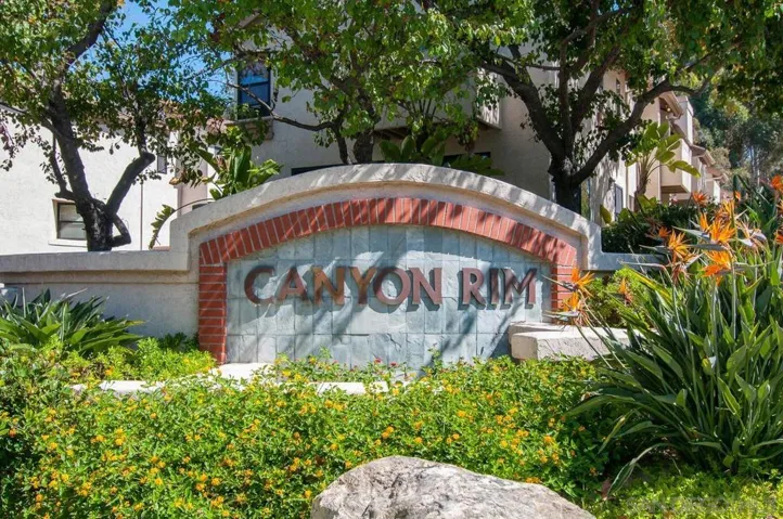 2726 Ariane Dr 46, San Diego, California 92117