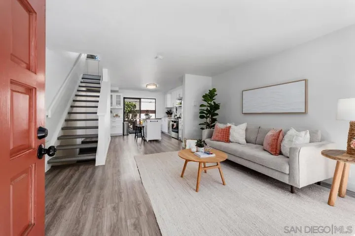2726 Ariane Dr 46, San Diego, California 92117