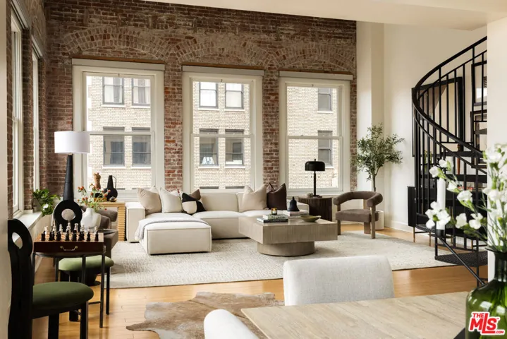 253 S Broadway 504, Los Angeles, California 90012