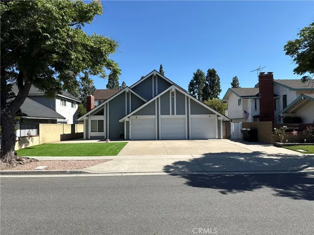2556 E Elsiena Way, Anaheim, California 92806