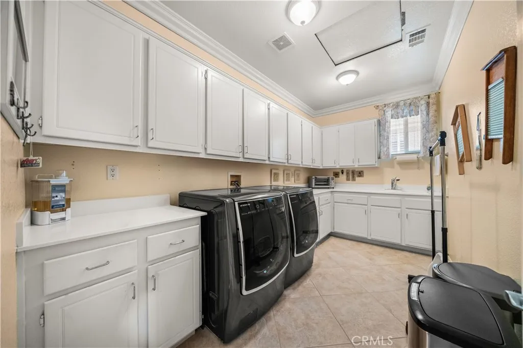 Downstairs laundry room
