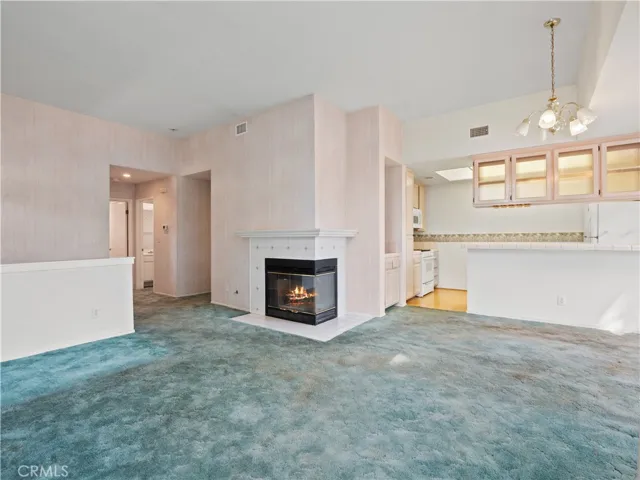 24528 Mcbean Parkway 30, Valencia, California 91355