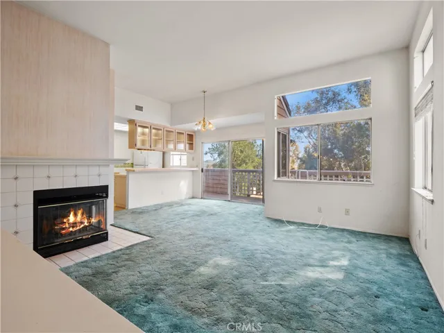 24528 Mcbean Parkway 30, Valencia, California 91355