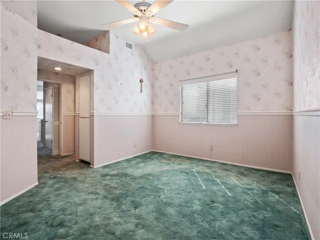24528 Mcbean Parkway 30, Valencia, California 91355