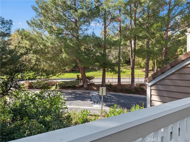 24528 Mcbean Parkway 30, Valencia, California 91355