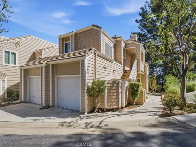 24528 Mcbean Parkway 30, Valencia, California 91355