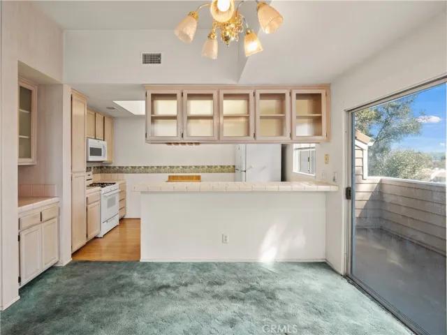 24528 Mcbean Parkway 30, Valencia, California 91355
