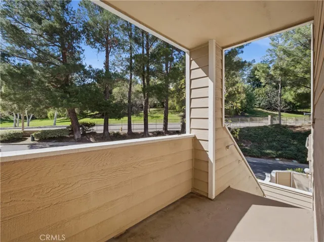 24528 Mcbean Parkway 30, Valencia, California 91355