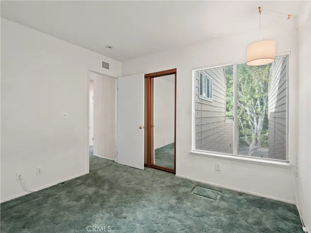 24528 Mcbean Parkway 30, Valencia, California 91355
