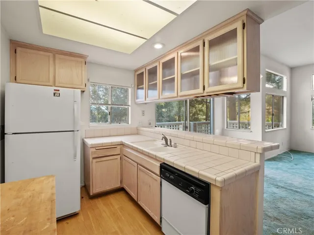 24528 Mcbean Parkway 30, Valencia, California 91355