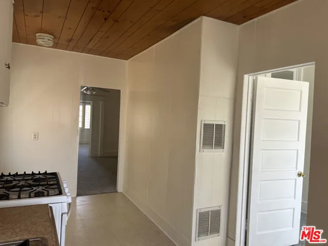 1042 2nd Street 3, Santa Monica, California 90403