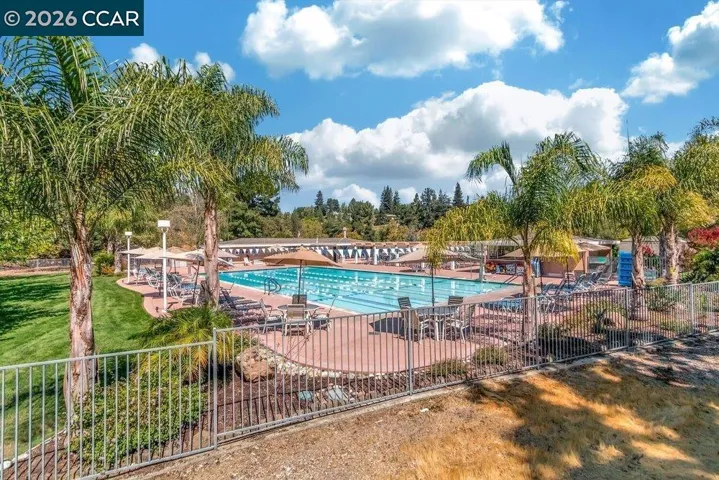 1901 Lakeshire Dr, Walnut Creek, California 94595