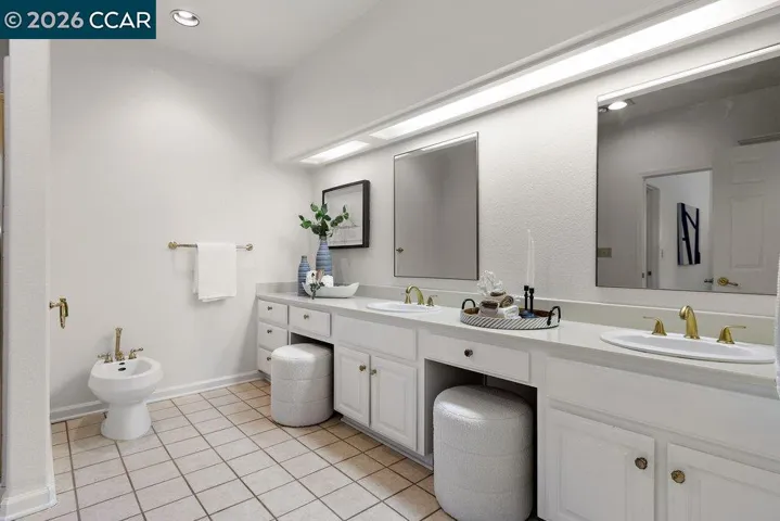 1901 Lakeshire Dr, Walnut Creek, California 94595