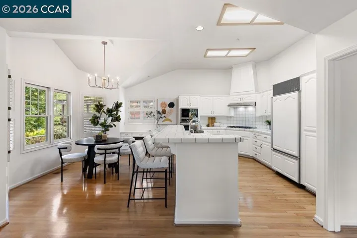1901 Lakeshire Dr, Walnut Creek, California 94595