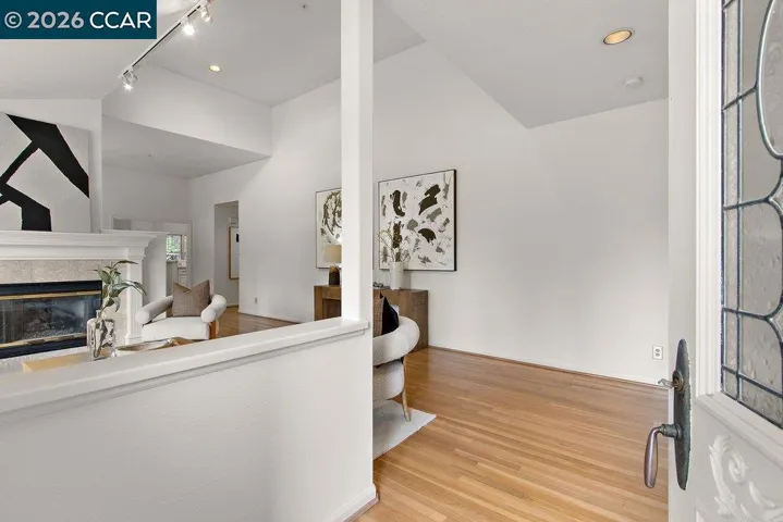 1901 Lakeshire Dr, Walnut Creek, California 94595