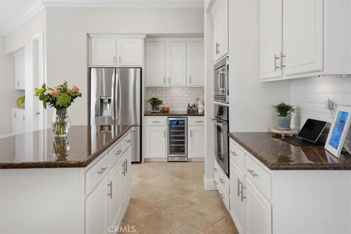 24231 Blossom Court, Valencia, California 91354