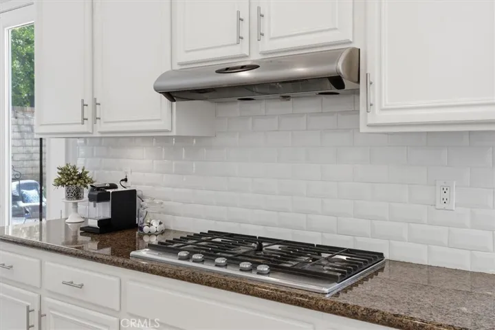 24231 Blossom Court, Valencia, California 91354