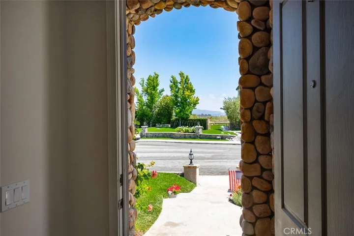 24231 Blossom Court, Valencia, California 91354
