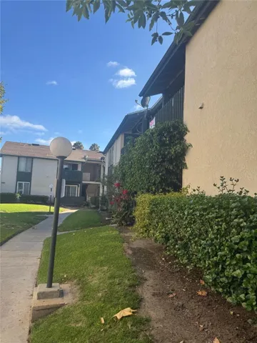 23276 Orange Avenue 4, Lake Forest, California 92630