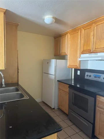 23276 Orange Avenue 4, Lake Forest, California 92630