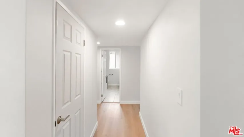 22540 Margarita Drive, Woodland Hills, California 91364