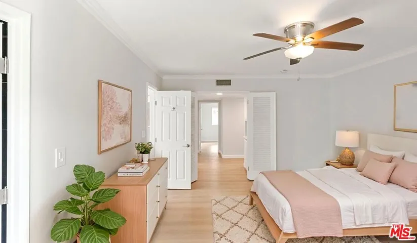 22540 Margarita Drive, Woodland Hills, California 91364