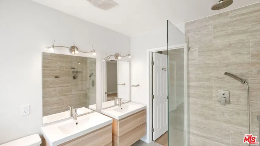 22540 Margarita Drive, Woodland Hills, California 91364