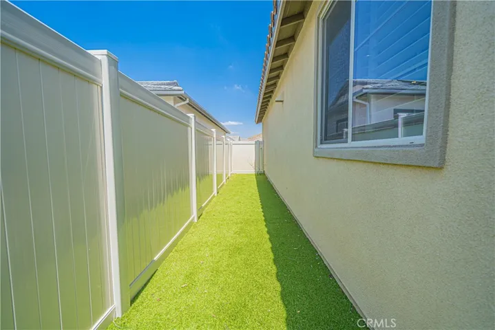 28824 Rise Court, Canyon Country, California 91350