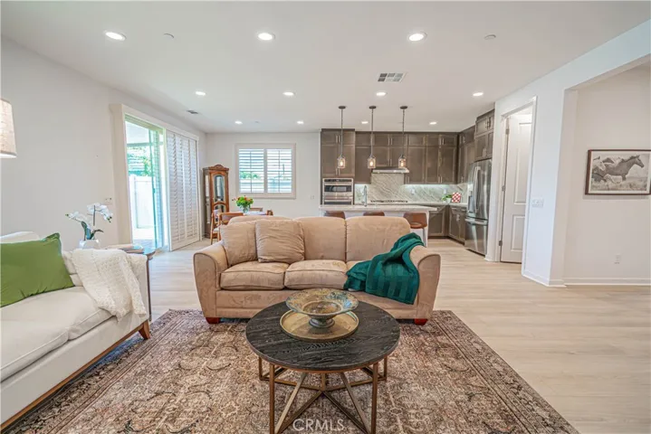 28824 Rise Court, Canyon Country, California 91350