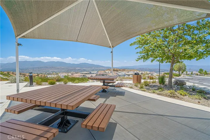 28824 Rise Court, Canyon Country, California 91350