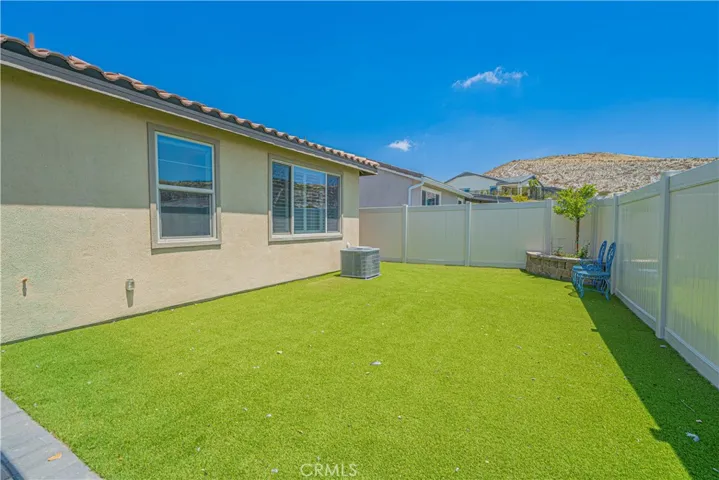 28824 Rise Court, Canyon Country, California 91350