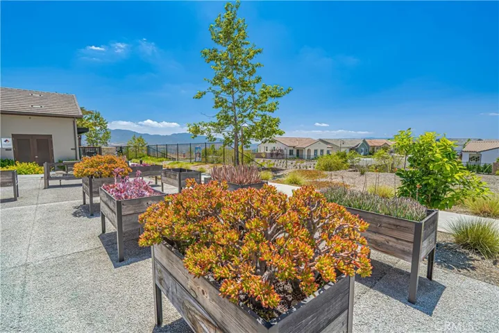 28824 Rise Court, Canyon Country, California 91350
