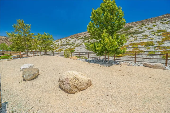 28824 Rise Court, Canyon Country, California 91350