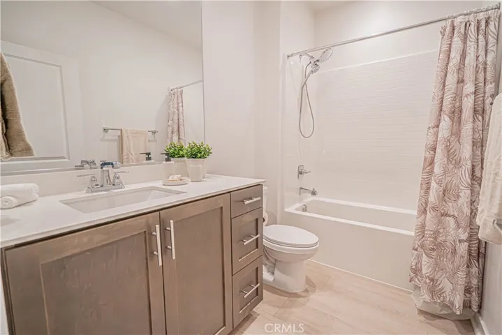 28824 Rise Court, Canyon Country, California 91350