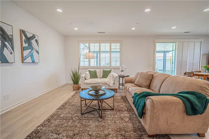 28824 Rise Court, Canyon Country, California 91350