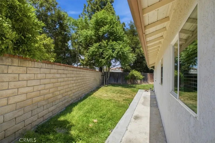 25097 Green Mill Avenue, Newhall, California 91321