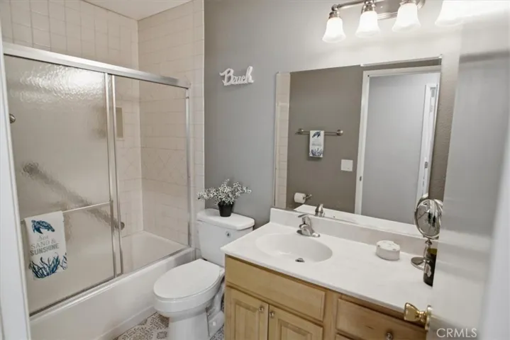 25097 Green Mill Avenue, Newhall, California 91321