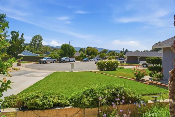 25097 Green Mill Avenue, Newhall, California 91321