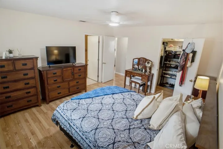 25097 Green Mill Avenue, Newhall, California 91321