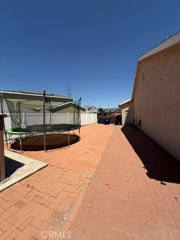 Rear side view 3