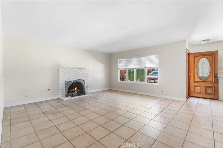 1738 N Wilmington, Wilmington, California 90744