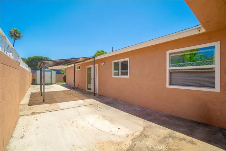 1738 N Wilmington, Wilmington, California 90744