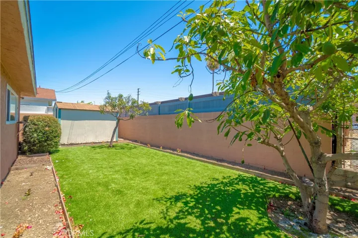 1738 N Wilmington, Wilmington, California 90744