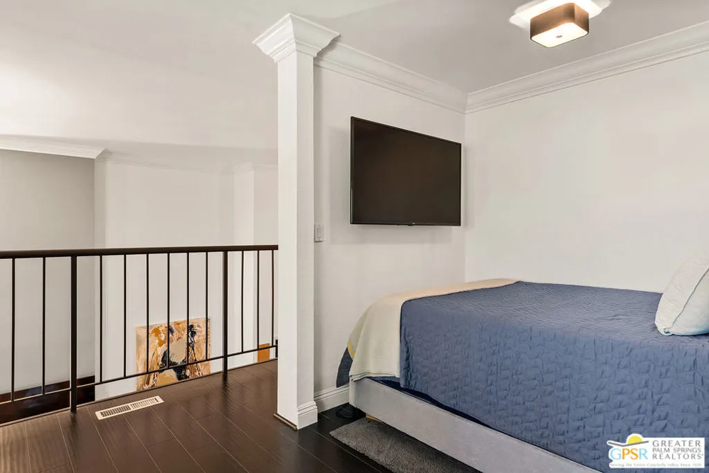 Loft Loft
