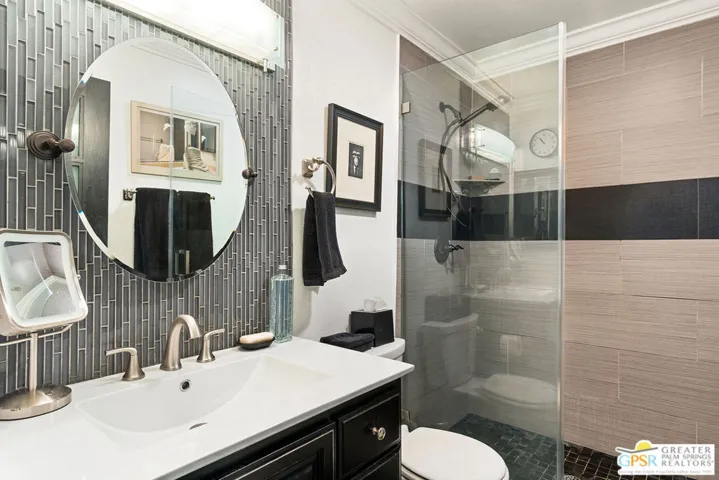Primary Bedroom Bathroom