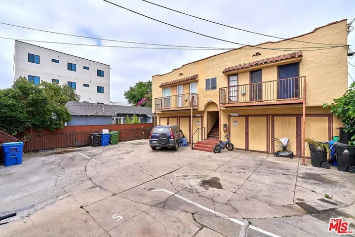 1125 S Ardmore Avenue, Los Angeles, California 90006