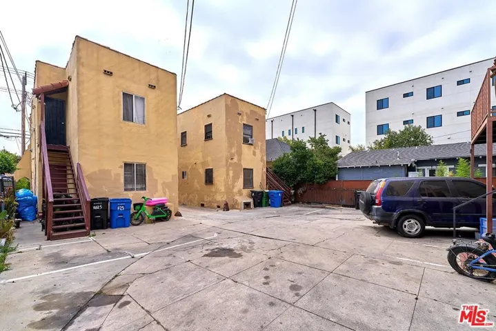 1125 S Ardmore Avenue, Los Angeles, California 90006