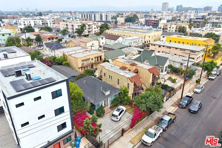1125 S Ardmore Avenue, Los Angeles, California 90006